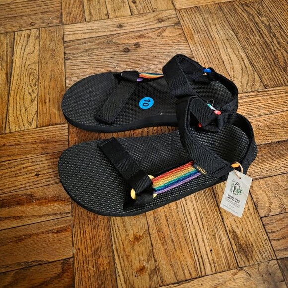 Teva Midform Pride Rainbow Men’s Unisex Size 10 Black Hiking Trail Sandals - Picture 9 of 9